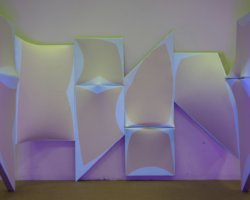 Jan Maarten Voskuil, Maquette met blacklight uit serie Turns