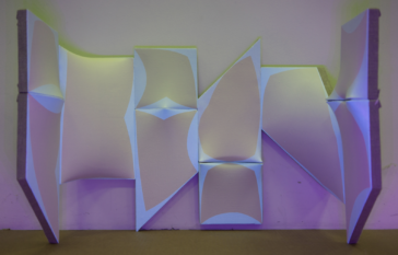 Jan Maarten Voskuil, Maquette met blacklight uit serie Turns